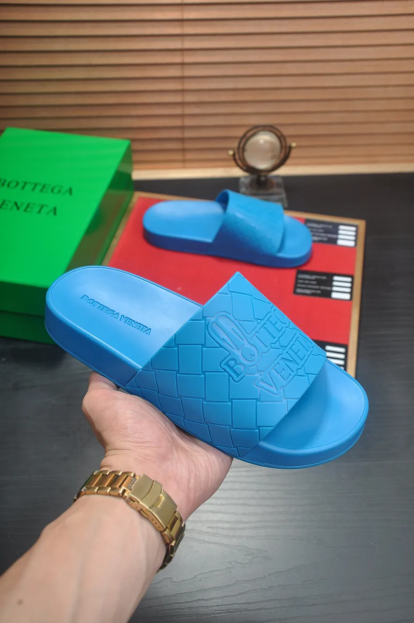 Men's shoes 💰260💶 [Botteg Venetta (BV)] (Slippers) Exclusive new model Official website new model The upper is made of superior top quality Delicate hand feel Luxurious texture Tailored for refined men Create a noble aura Delicate and regular Mark hand stitching Smooth lines Full sheepskin lining, comfortable to wash sweat 38-45